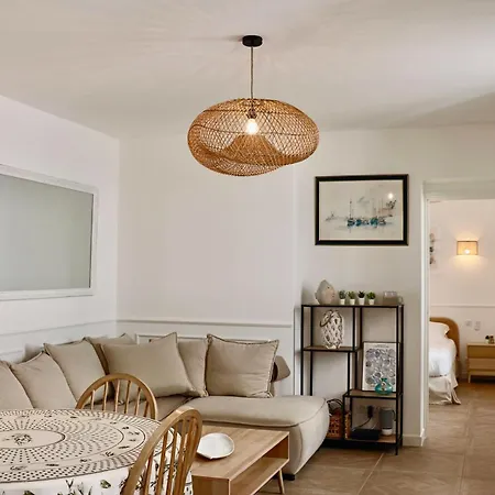 Fersen Superb Mediterranean Style In Heart Of Old Apartment *