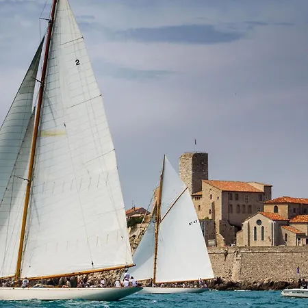 Fersen Superb Mediterranean Style In Heart Of Old *