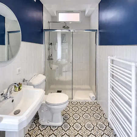 Apartment Fersen Superb Mediterranean Style In Heart Of Old Antibes